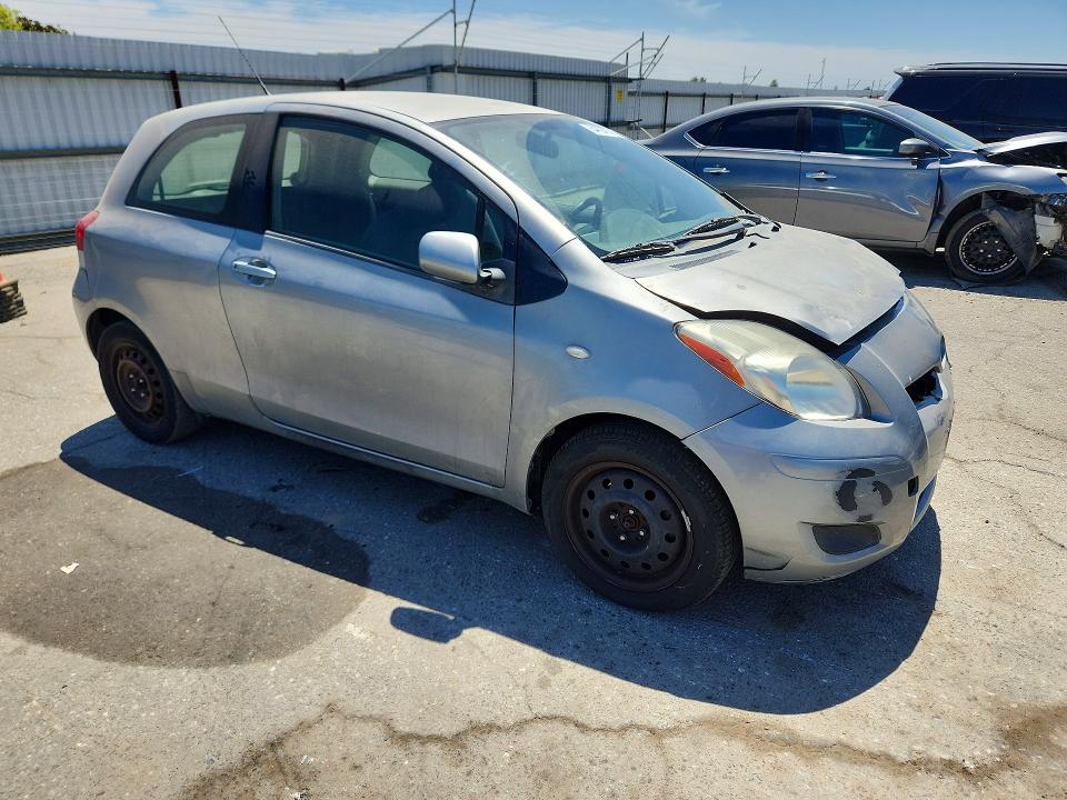Photo 4 from auction – 2010 TOYOTA YARIS with VIN JTDJT4K34A5319982