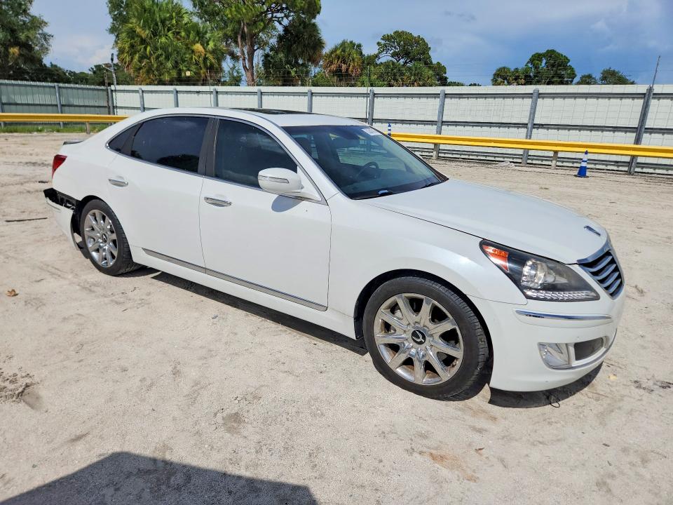Photo 4 from auction – 2013 HYUNDAI EQUUS with VIN KMHGH4JH4DU067911