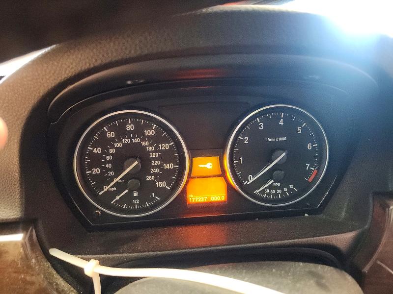 Photo 9 from auction – 2009 BMW 328 with VIN WBAPK53519A512223