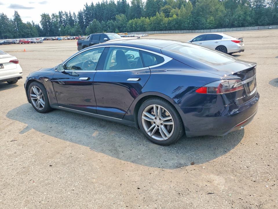 Photo 2 from auction – 2015 TESLA MODEL S with VIN 5YJSA1S11FF080744