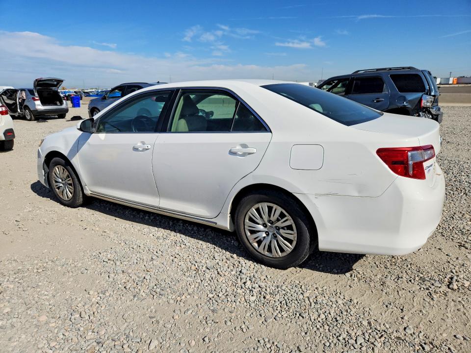 Photo 2 from auction – 2014 TOYOTA CAMRY with VIN 4T4BF1FK4ER432484