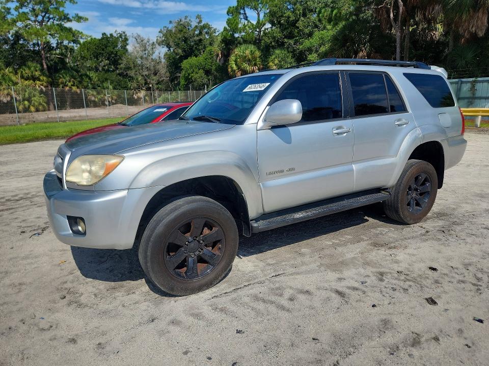 TOYOTA 4RUNNER 2006 with VIN JTEBU17R560087521 - Photo from auction