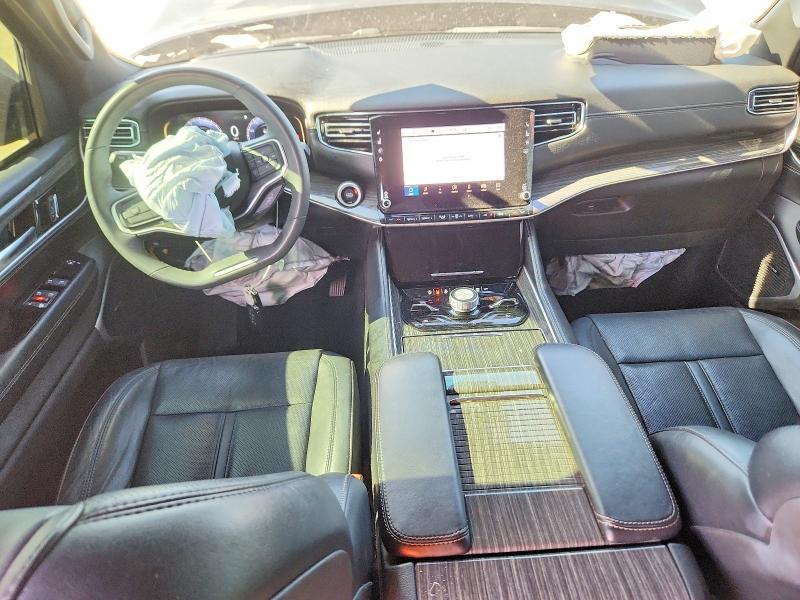 Photo 8 from auction – 2022 JEEP WAGONEER with VIN 1C4SJVDT4NS182837