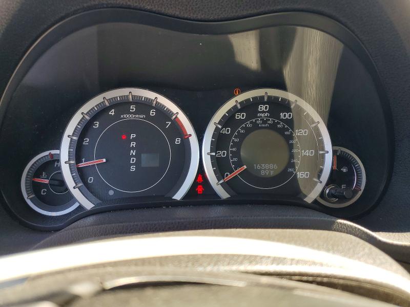 Photo 9 from auction – 2010 ACURA TSX with VIN JH4CU2F62AC035565