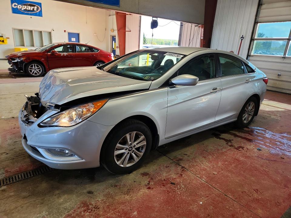 HYUNDAI SONATA 2013 with VIN 5NPEB4AC2DH701339 - Photo from auction
