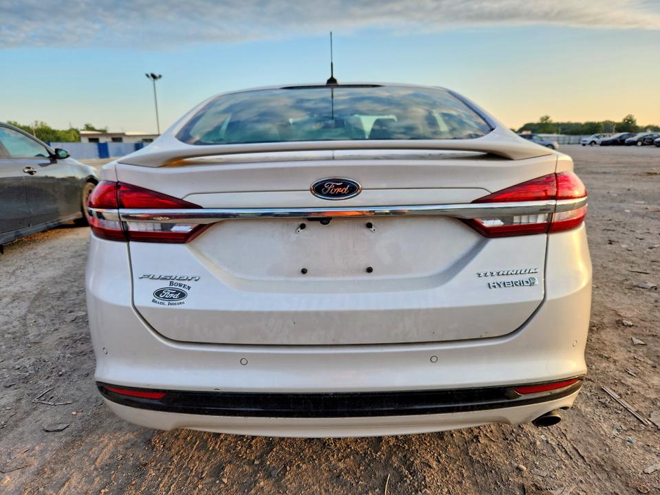 Zdjęcie 6 z aukcji – 2017 FORD FUSION z VIN 3FA6P0RU1HR360553