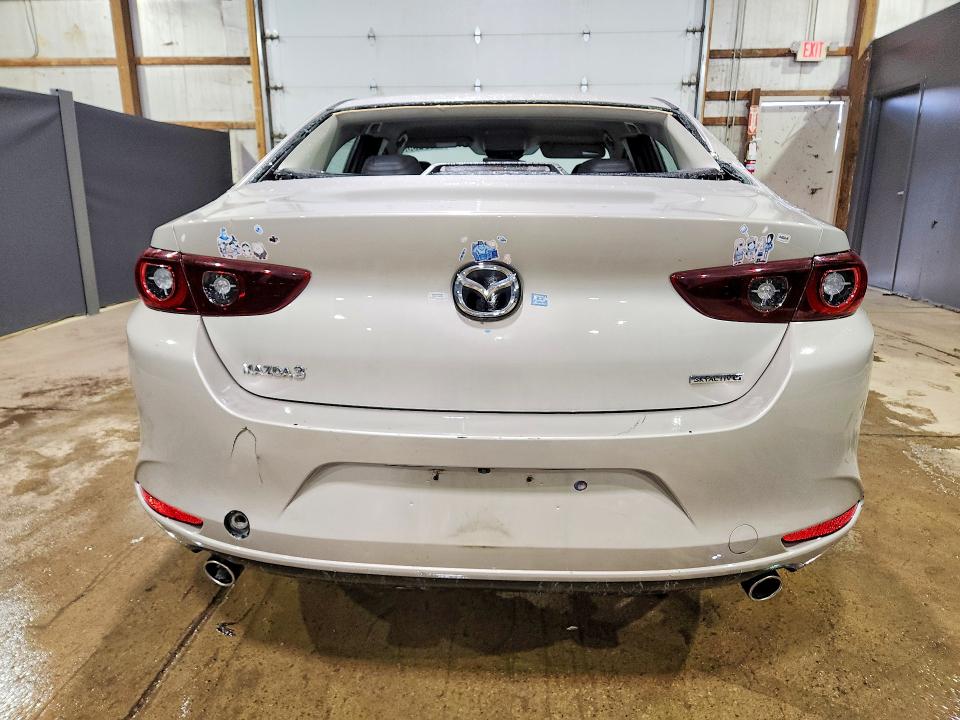 Photo 6 from auction – 2024 MAZDA 3 with VIN 3MZBPABM4RM426470