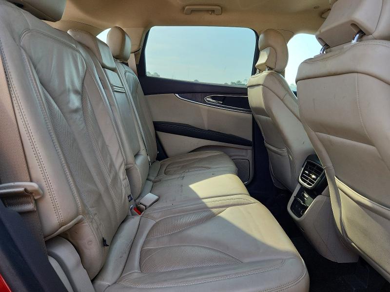 Photo 10 from auction – 2019 LINCOLN NAUTILUS with VIN 2LMPJ6K99KBL57186