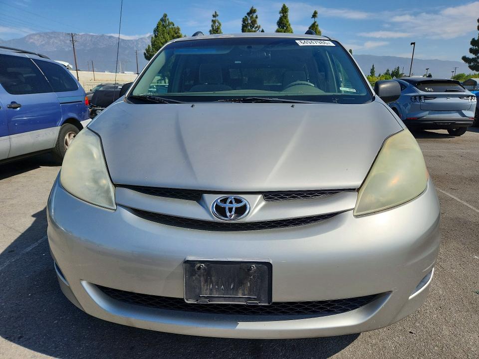 Photo 5 from auction – 2006 TOYOTA SIENNA with VIN 5TDZA23C96S517499