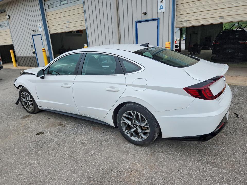 Photo 2 from auction – 2022 HYUNDAI SONATA with VIN KMHL64JA3NA202788