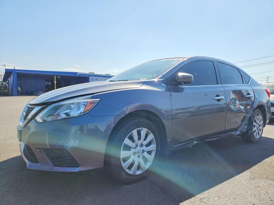 NISSAN SENTRA 2016 with VIN 3N1AB7APXGY329293 - Photo from auction