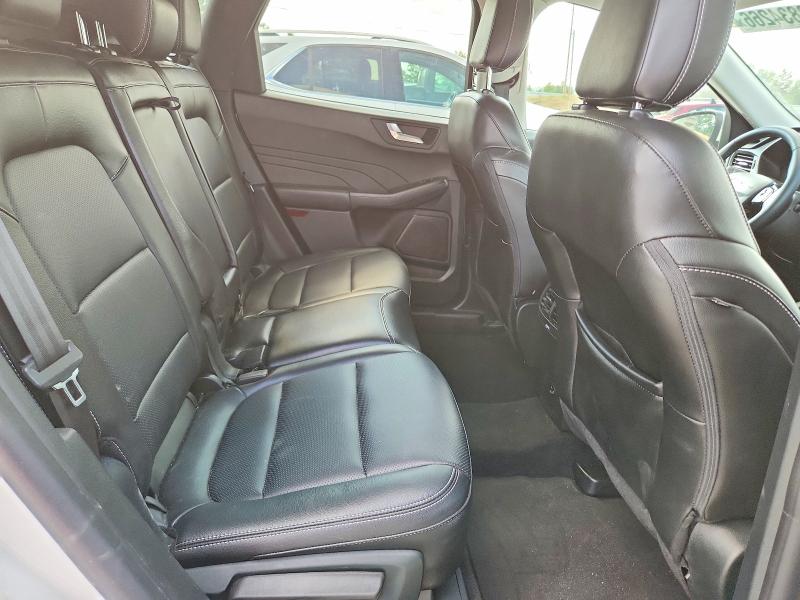 Photo 11 from auction – 2022 FORD ESCAPE with VIN 1FMCU9CZXNUA09185
