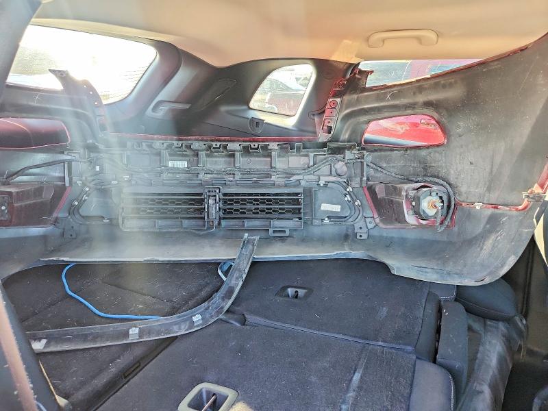 Photo 12 from auction – 2016 JEEP CHEROKEE with VIN 1C4PJLCB8GW273933