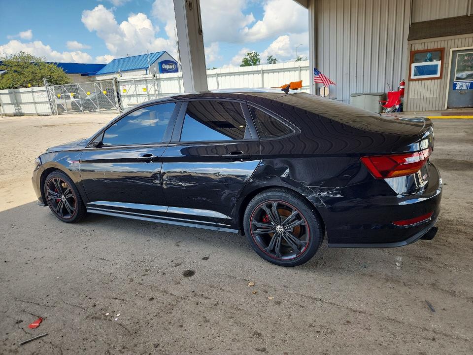 Снимка 2 от търг – 2019 VOLKSWAGEN JETTA с VIN 3VW5T7BU6KM145790