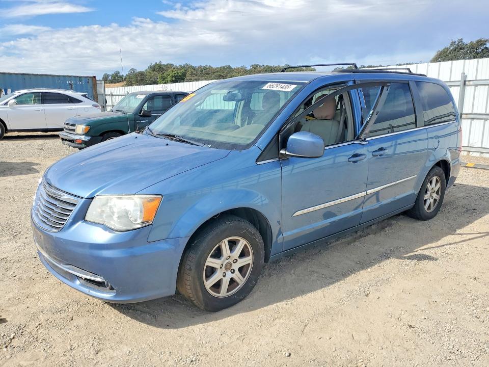 2012 CHRYSLER TOWN & COUNTRY