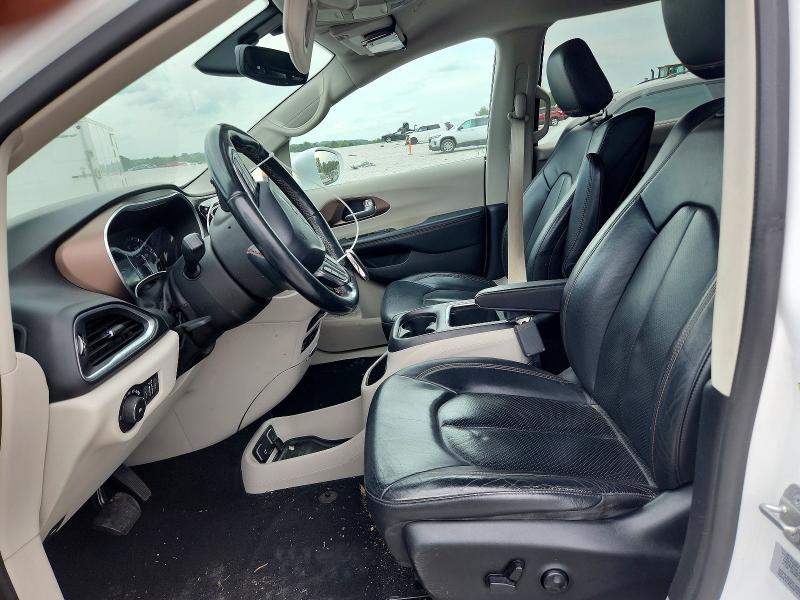 Photo 7 from auction – 2018 CHRYSLER PACIFICA with VIN 2C4RC1EG4JR108171