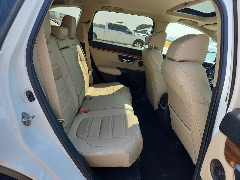 Photo 11 from auction – 2019 HONDA CR-V with VIN 7FARW2H96KE011226