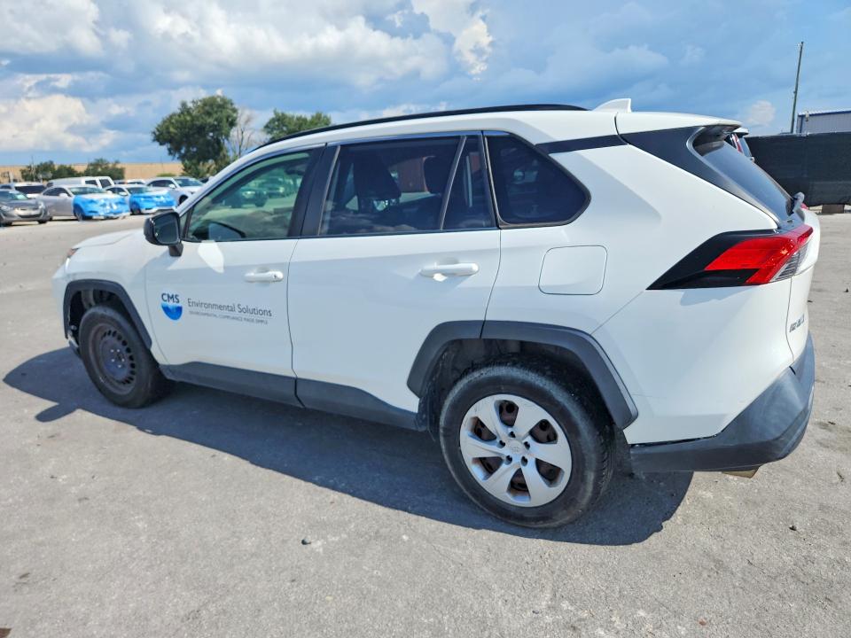 Photo 2 from auction – 2019 TOYOTA RAV4 with VIN JTMF1RFVXKD006057