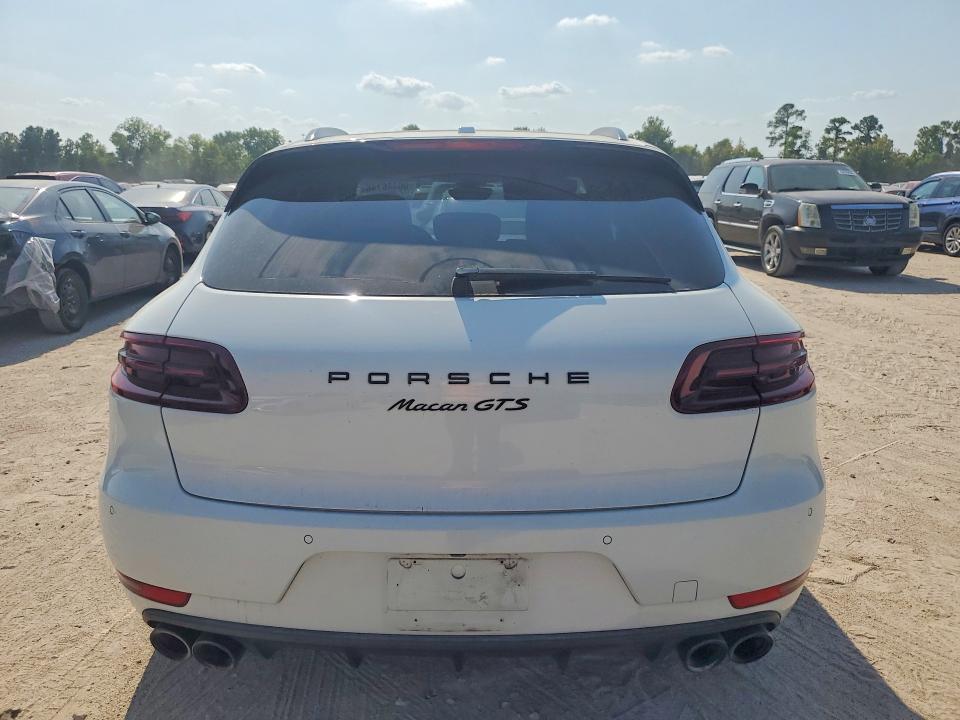 Photo 6 from auction – 2017 PORSCHE MACAN with VIN WP1AG2A53HLB52286