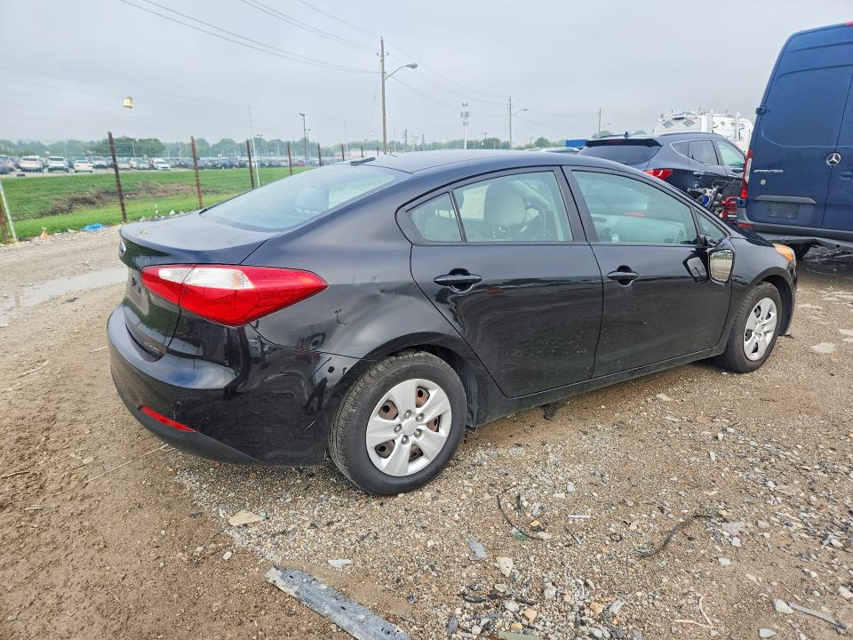 Photo 3 from auction – 2015 KIA FORTE with VIN KNAFX4A61F5375663