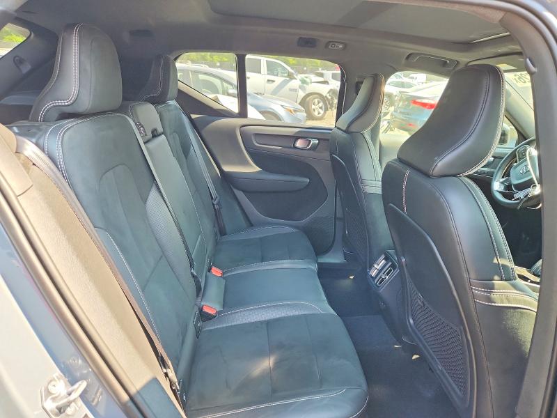 Photo 11 from auction – 2020 VOLVO XC40 with VIN YV4162UM2L2288914