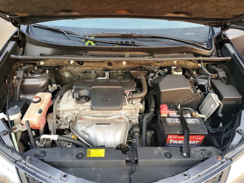 Photo 12 from auction – 2015 TOYOTA RAV4 with VIN JTMBFREV4FJ015684