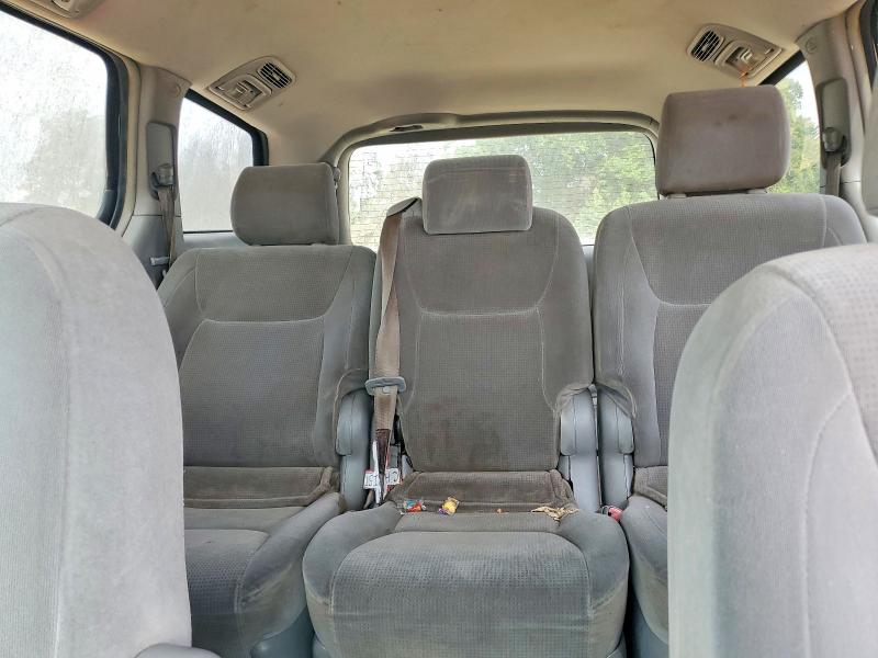 Photo 10 from auction – 2004 TOYOTA SIENNA with VIN 5TDZA23CX4S053586