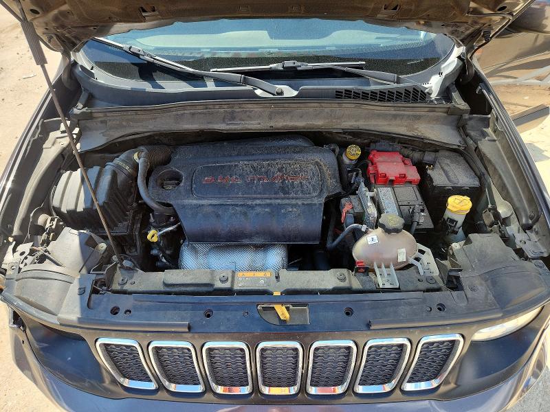 Photo 11 from auction – 2019 JEEP RENEGADE with VIN ZACNJABB2KPK84541