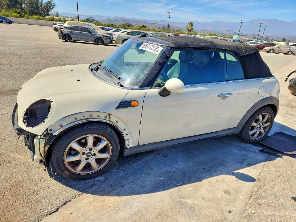 MINI COOPER 2010 with VIN WMWMR3C51ATU97296 - Photo from auction