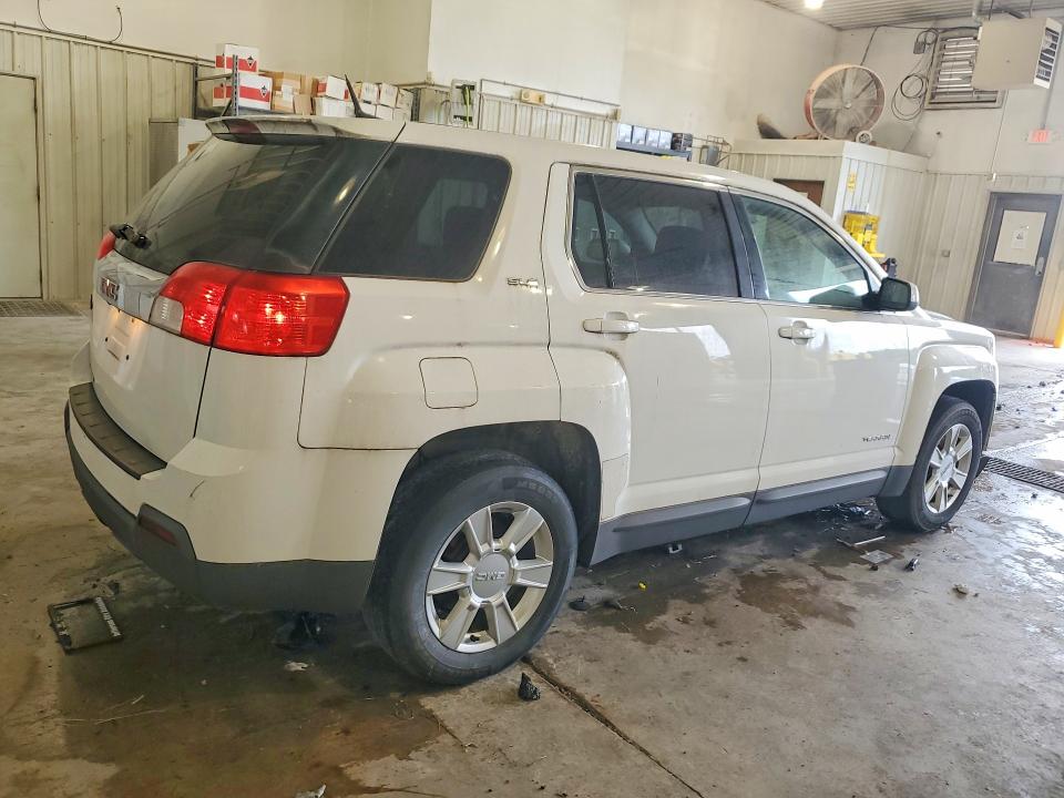 Foto 3 de la subasta – 2010 GMC TERRAIN con VIN 2CTALBEW6A6402185