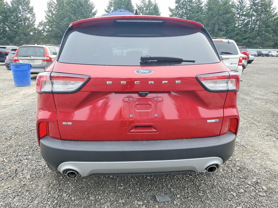 Photo 6 from auction – 2020 FORD ESCAPE with VIN 1FMCU9G6XLUA36898