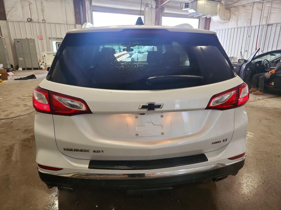 Photo 6 from auction – 2018 CHEVROLET EQUINOX with VIN 2GNAXTEX5J6206664
