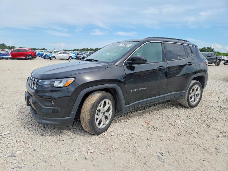 JEEP COMPASS 2025 with VIN 3C4NJDBN9ST550158 - Photo from auction