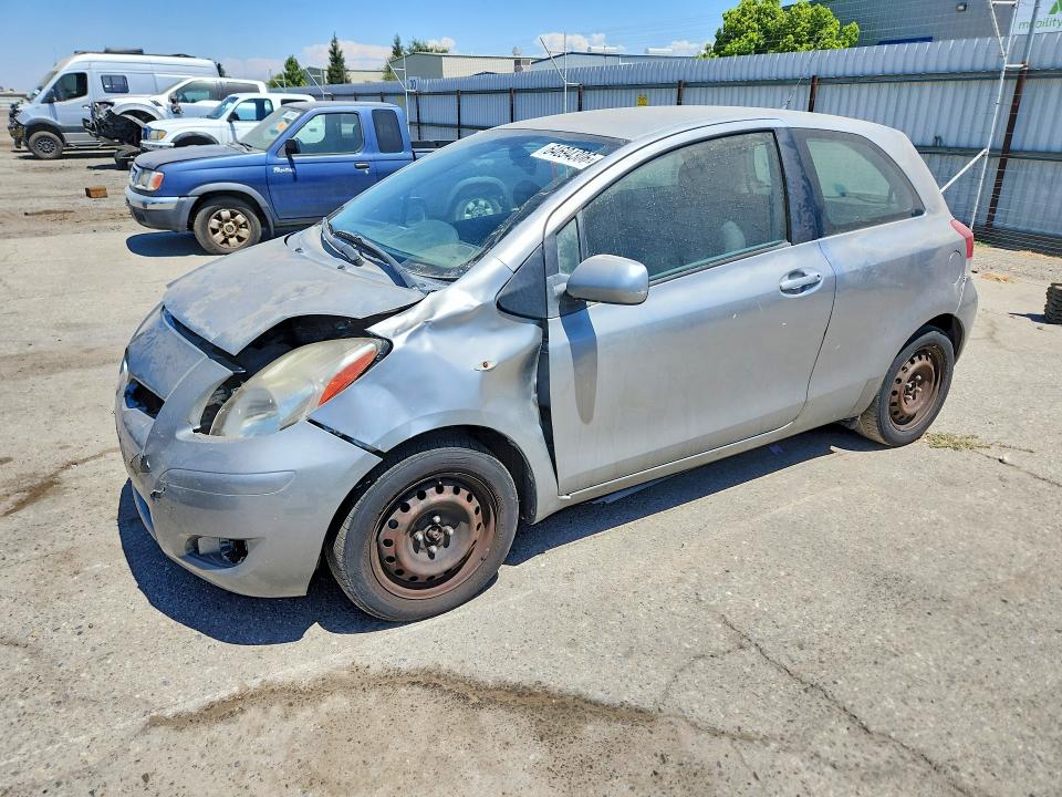 2010 TOYOTA YARIS
