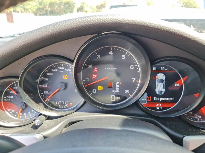 Photo 9 from auction – 2014 PORSCHE PANAMERA with VIN WP0AA2A74EL010450