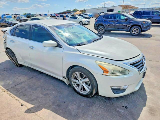 Photo 4 from auction – 2014 NISSAN ALTIMA with VIN 1N4AL3AP3EC422493