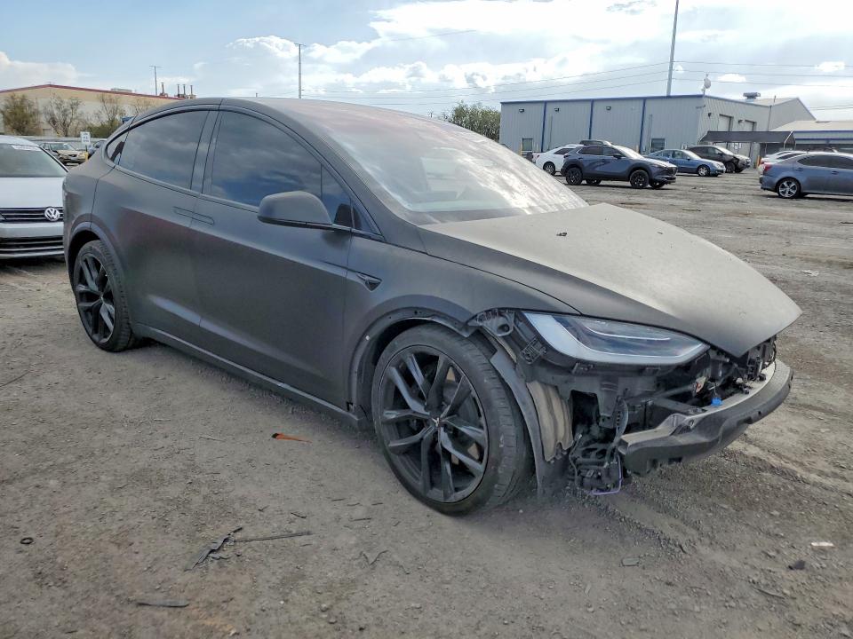 Photo 4 from auction – 2022 TESLA MODEL X with VIN 7SAXCBE67NF349408