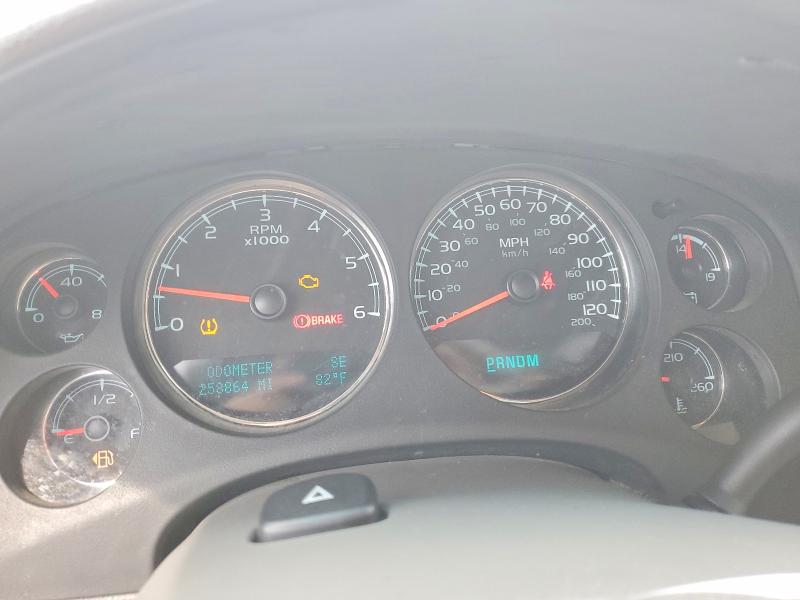 Photo 9 from auction – 2011 CHEVROLET TAHOE with VIN 1GNSKCE02BR213583