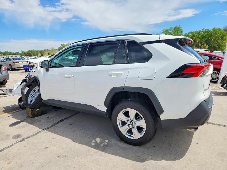 Photo 2 from auction – 2021 TOYOTA RAV4 with VIN 4T3RWRFV0MU042103