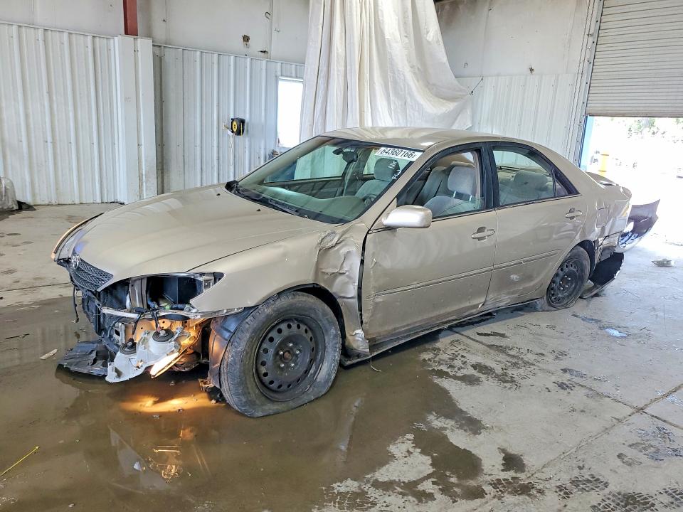 TOYOTA CAMRY 2003 with VIN 4T1BE32KX3U750296 - Photo from auction