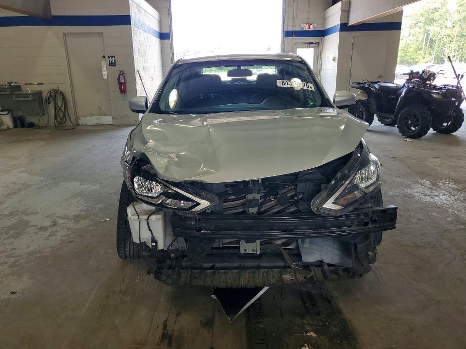 Photo 5 from auction – 2017 NISSAN SENTRA with VIN 3N1AB7AP4HY265835