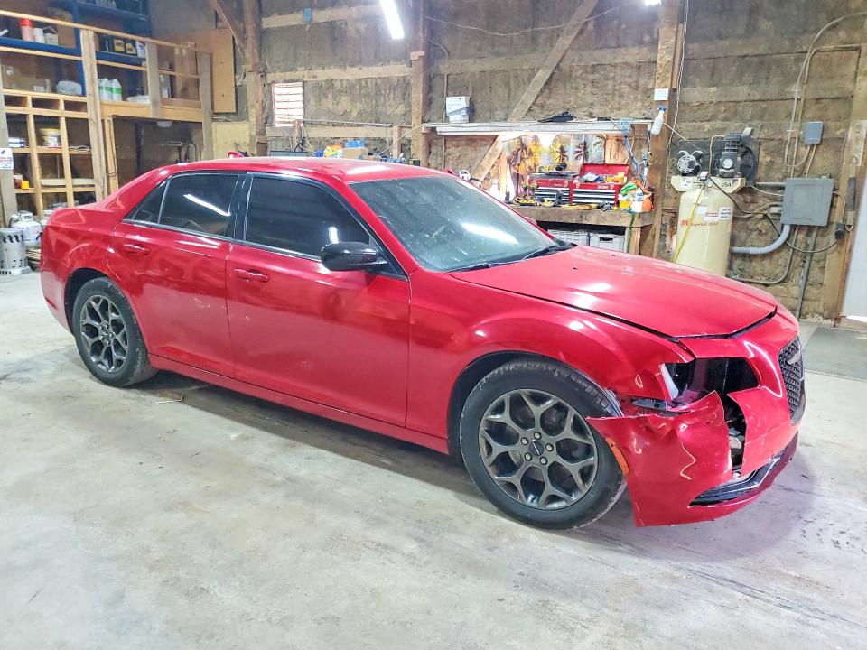 Photo 4 from auction – 2017 CHRYSLER 300 with VIN 2C3CCAGG2HH547120