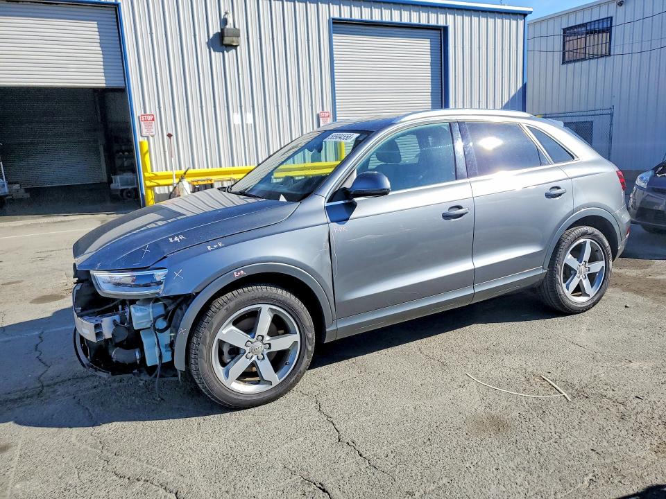 صورة رقم 1 من المزاد - 2015 AUDI Q3 مع VIN WA1GFCFS9FR011388