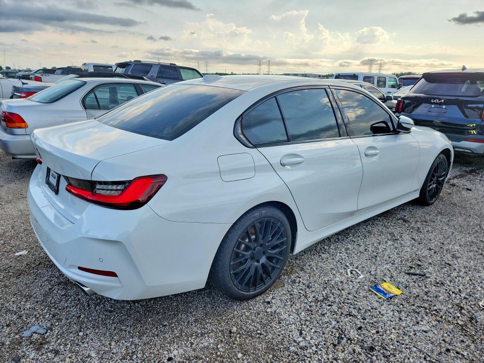 Photo 3 from auction – 2023 BMW 330XI with VIN 3MW89FF08P8D12793