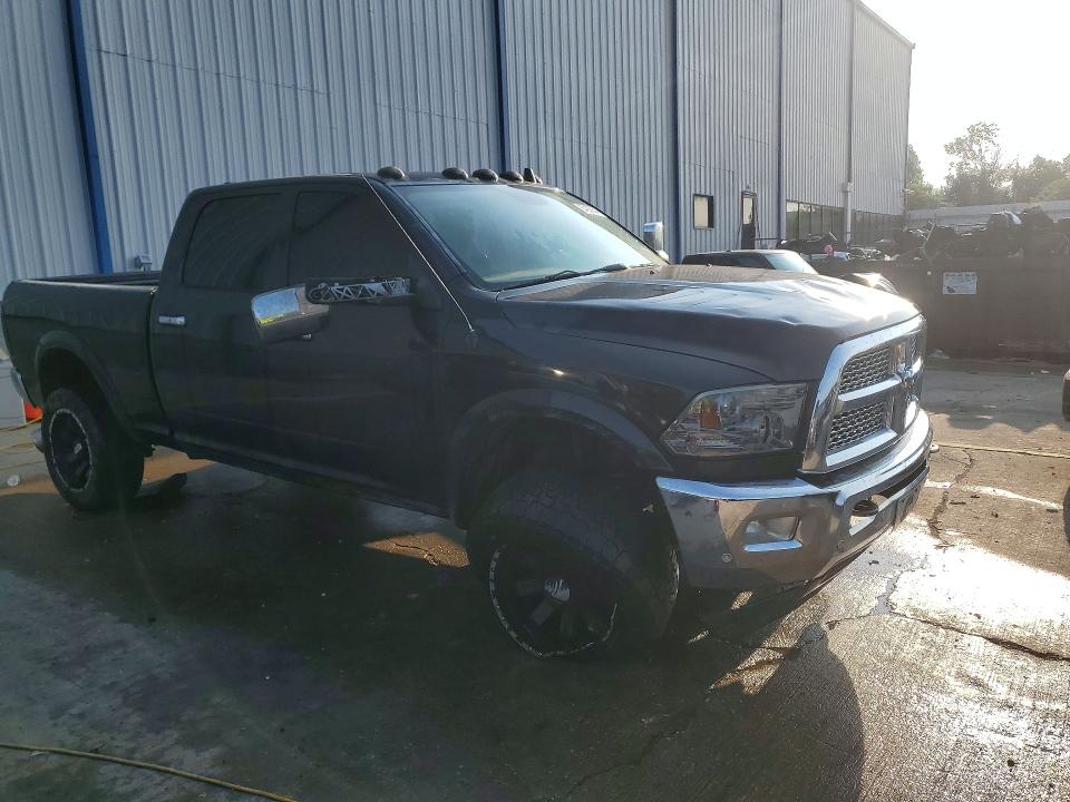 Фото 4 с аукциона – 2017 RAM 2500 с VIN 3C6UR5FL1HG562042