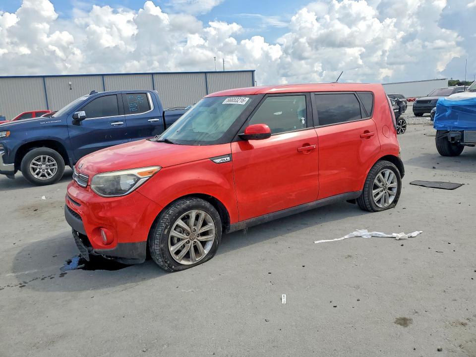 KIA SOUL 2018 with VIN KNDJP3A56J7517677 - Photo from auction