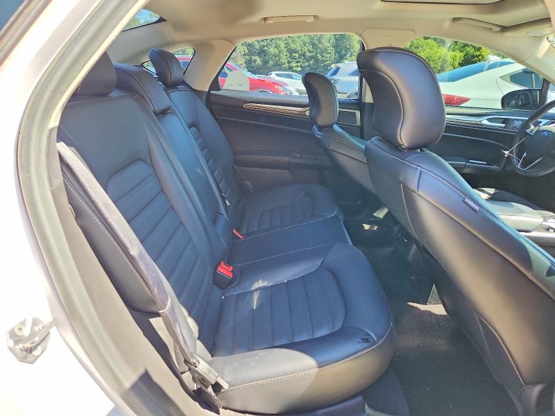 Photo 10 from auction – 2017 FORD FUSION with VIN 3FA6P0HD4HR364436