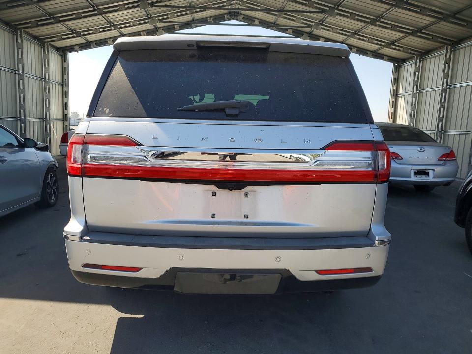 Photo 6 from auction – 2019 LINCOLN NAVIGATOR with VIN 5LMJJ2JT5KEL14666