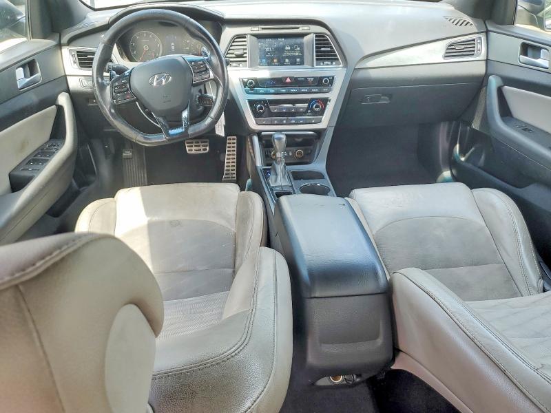 Photo 8 from auction – 2017 HYUNDAI SONATA with VIN 5NPE34AB3HH464323