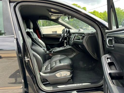 Photo 7 from auction – 2017 PORSCHE MACAN with VIN WP1AG2A56HLB55313